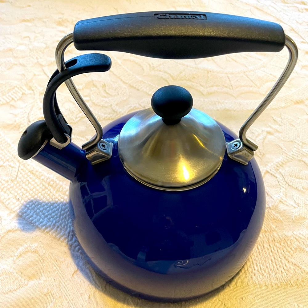 Chantal Whistling Tea Kettle